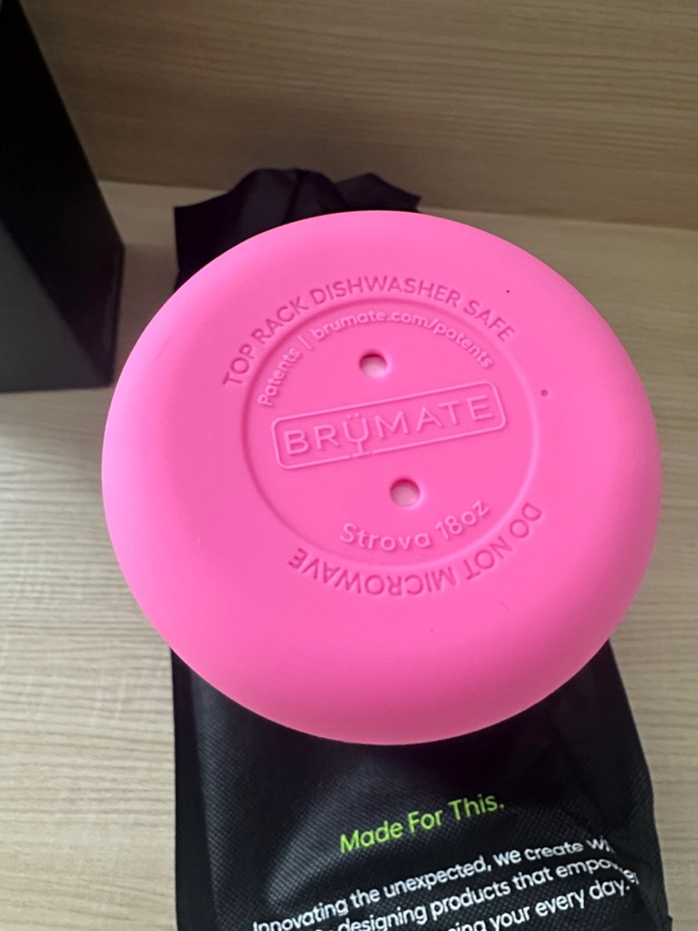 Brumate Pink Gingham Strova 18oz - Picture 4 of 6